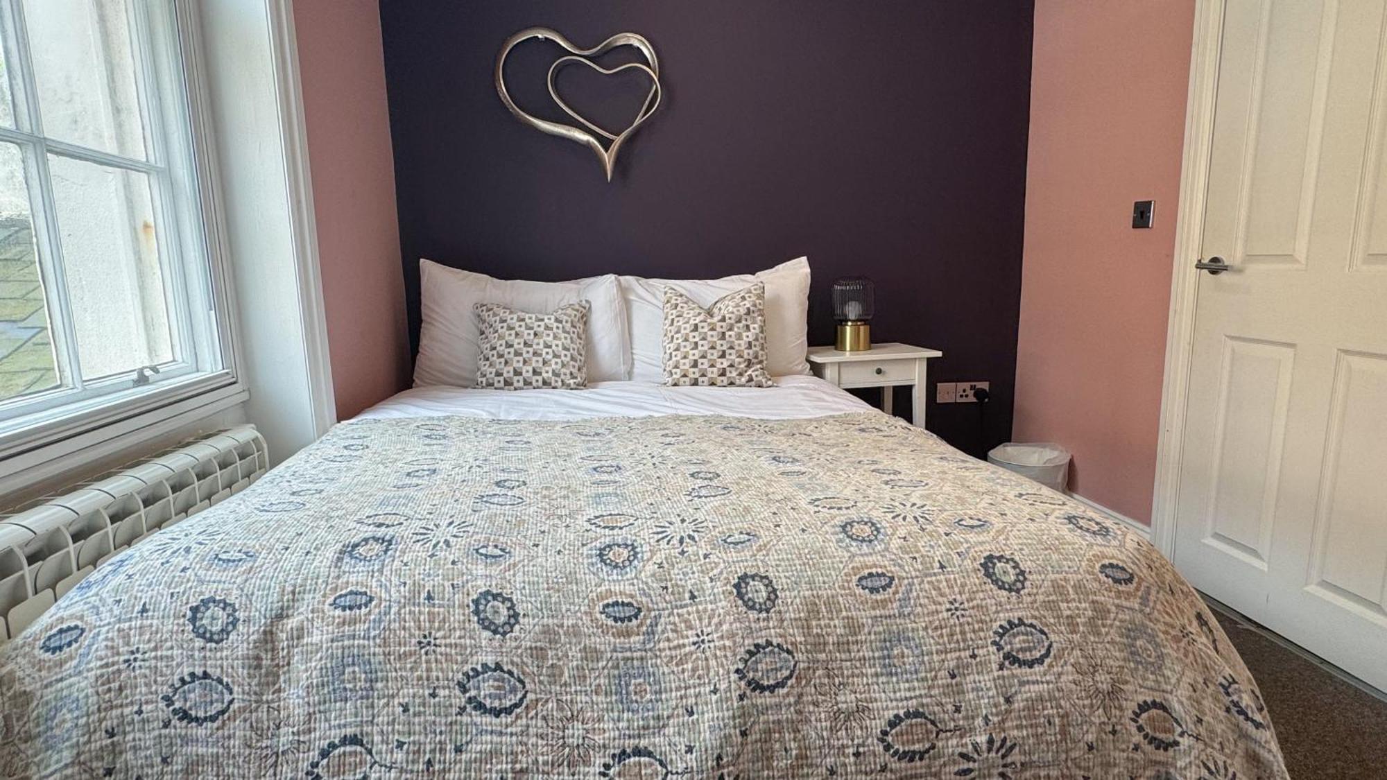 Apartment Flat 5 Mins Away From Beach!
